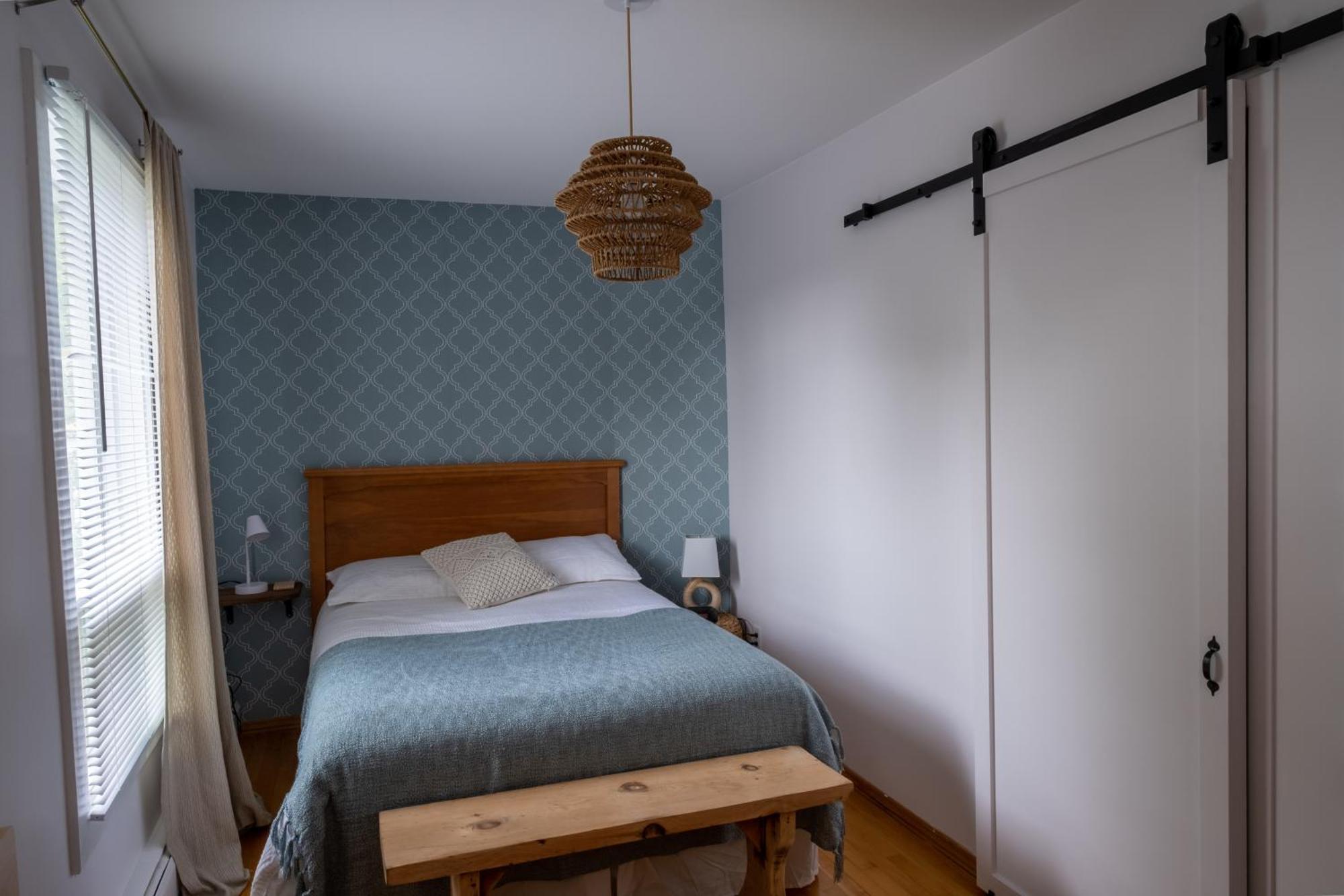 Au Coq Du Bonheur Bed & Breakfast Magog Luaran gambar